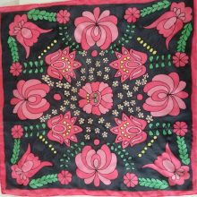 FEKETE SELYEM GAVROCHE MATYÓ MINTÁVAL