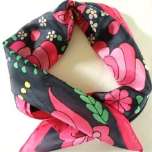 FEKETE SELYEM GAVROCHE MATYÓ MINTÁVAL