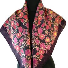 Fekete Százvirágú selyemkendő