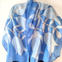 Tulipános selyemsál, búzavirág kék színben