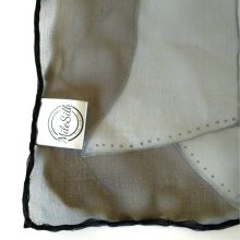 FEKETE SELYEM CHIFON SÁL TULIPÁNOKKAL