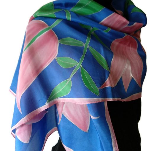 KÉK SELYEMSÁL RÓZSASZÍN TULIPÁNOKKAL