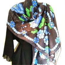 FEKETE SELYEMSTÓLA KÉK KALOCSAI MINTÁVAL