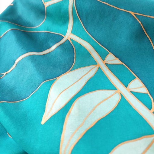 Türkiz selyemsál tulipánokkal