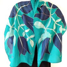 Türkiz selyemsál sötétkék tulipánokkal