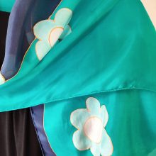 Virágos selyemsál smaragd és sötétkék színekben