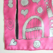 PINK-FEKETE TÜNDÉRVÁROS SELYEMKENDŐ